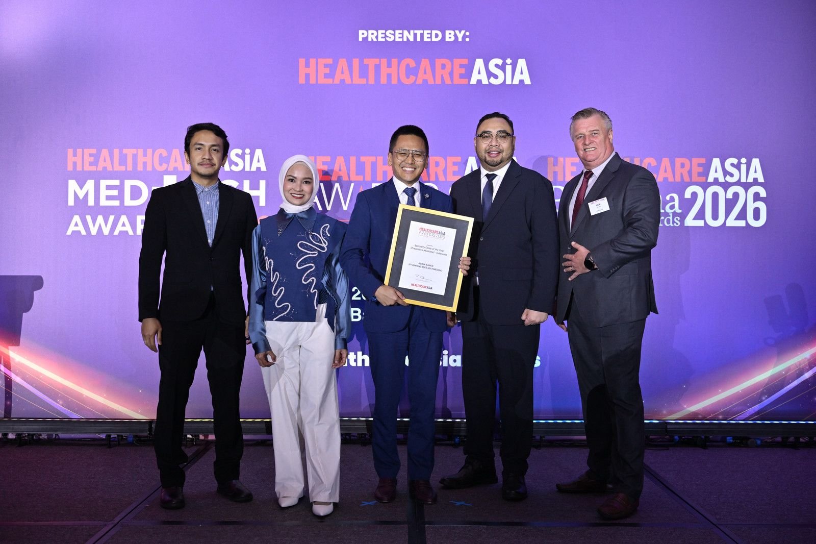 Klinik BAMED meraih penghargaan Specialty Clinic of the Year (Preventive Medicine) – Indonesia dalam ajang Healthcare Asia Awards 2026 yang digelar di Marina Bay Sands Expo & Convention Center, Singapura, Kamis malam (26/3). (dok:klinikbamed) Klinik BAMED meraih penghargaan Specialty Clinic of the Year (Preventive Medicine) – Indonesia dalam ajang Healthcare Asia Awards 2026 yang digelar di Marina Bay Sands Expo & Convention Center, Singapura, Kamis malam (26/3). (dok:klinikbamed)