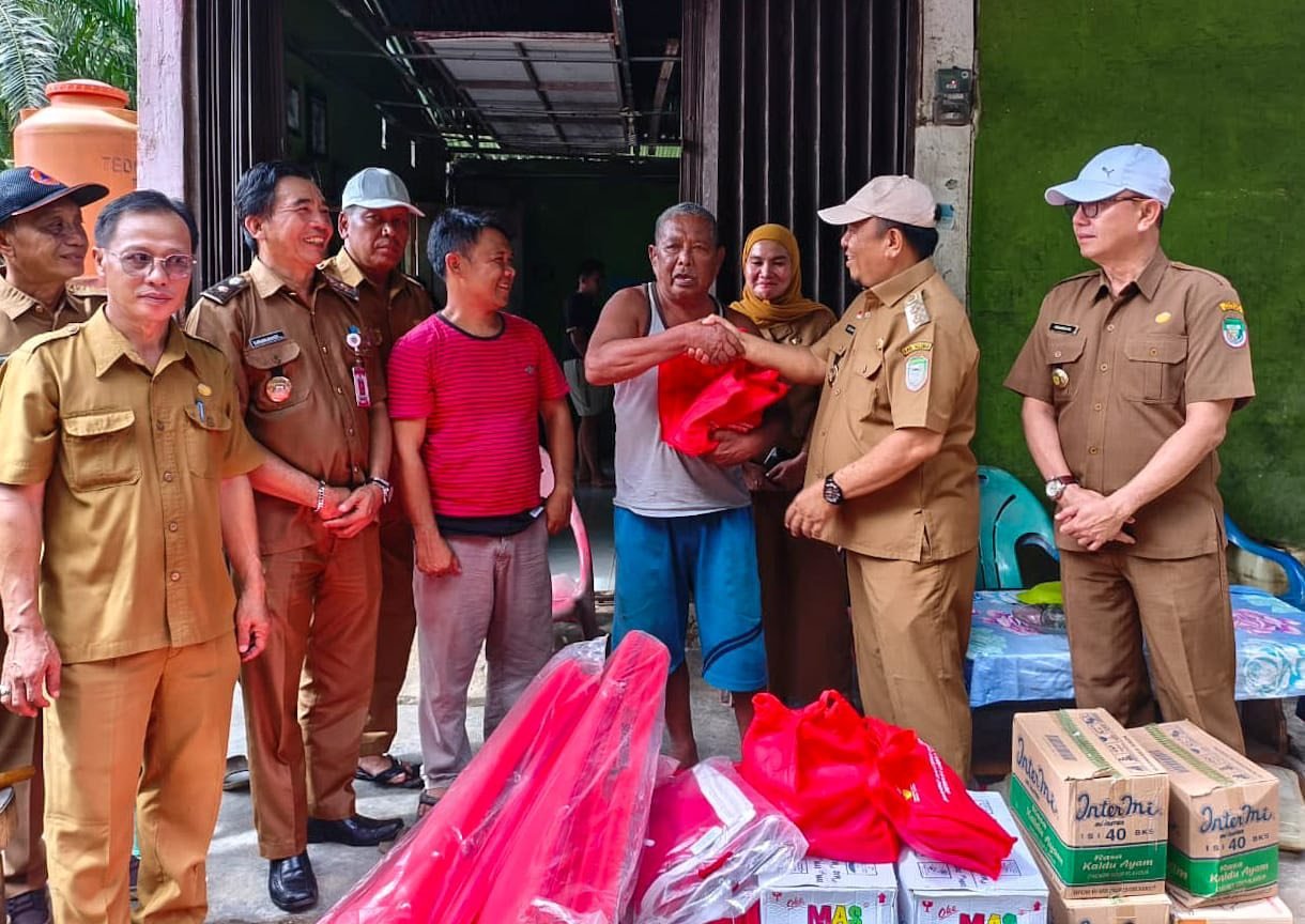 Wabup Gustianto Turun Langsung, Banjir Seluma Direspons Cepat dengan Bantuan Darurat Wabup Gustianto Turun Langsung, Banjir Seluma Direspons Cepat dengan Bantuan Darurat