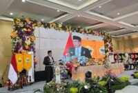 Zahirman Aidi Soroti Kebutuhan SDM Unggul, 348 Lulusan Dehasen Didorong Jawab Tantangan Zahirman Aidi Soroti Kebutuhan SDM Unggul, 348 Lulusan Dehasen Didorong Jawab Tantangan