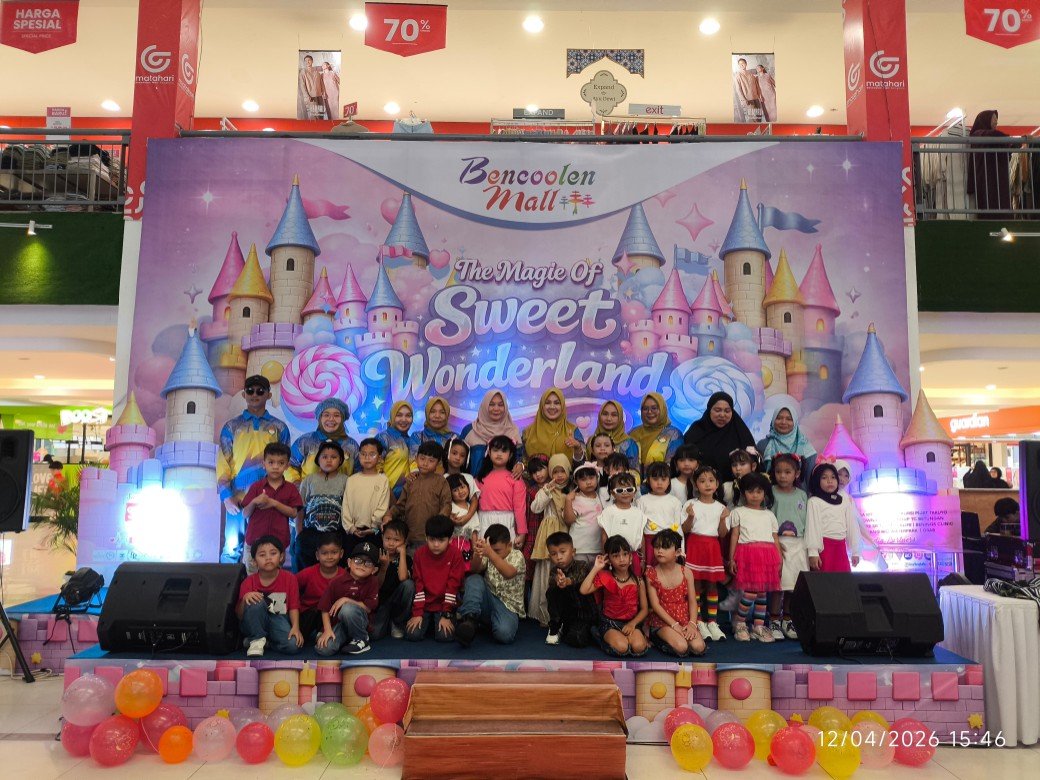 Parade Dongeng TK Dharma Wanita Bengkulu Dorong Kepercayaan Diri dan Kedekatan Anak-Orang Tua Parade Dongeng TK Dharma Wanita Bengkulu Dorong Kepercayaan Diri dan Kedekatan Anak-Orang Tua