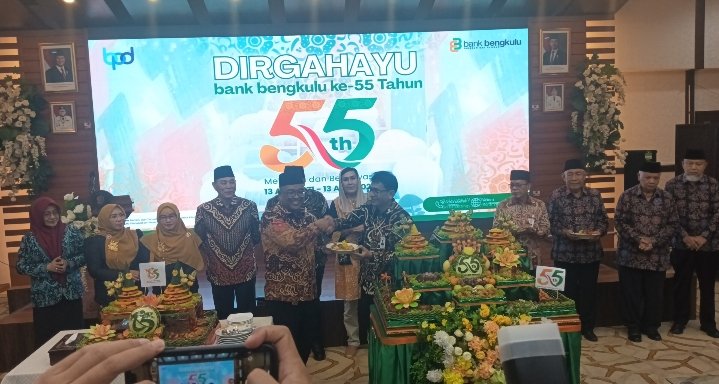 Bank Bengkulu Targetkan Laba Rp160 Miliar di Usia 55, Percepat Transformasi Digital Bank Bengkulu Targetkan Laba Rp160 Miliar di Usia 55, Percepat Transformasi Digital