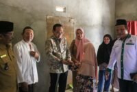 Bupati Teddy Rahman Serahkan Rumah Layak Huni Baznas untuk Warga Ilir Talo