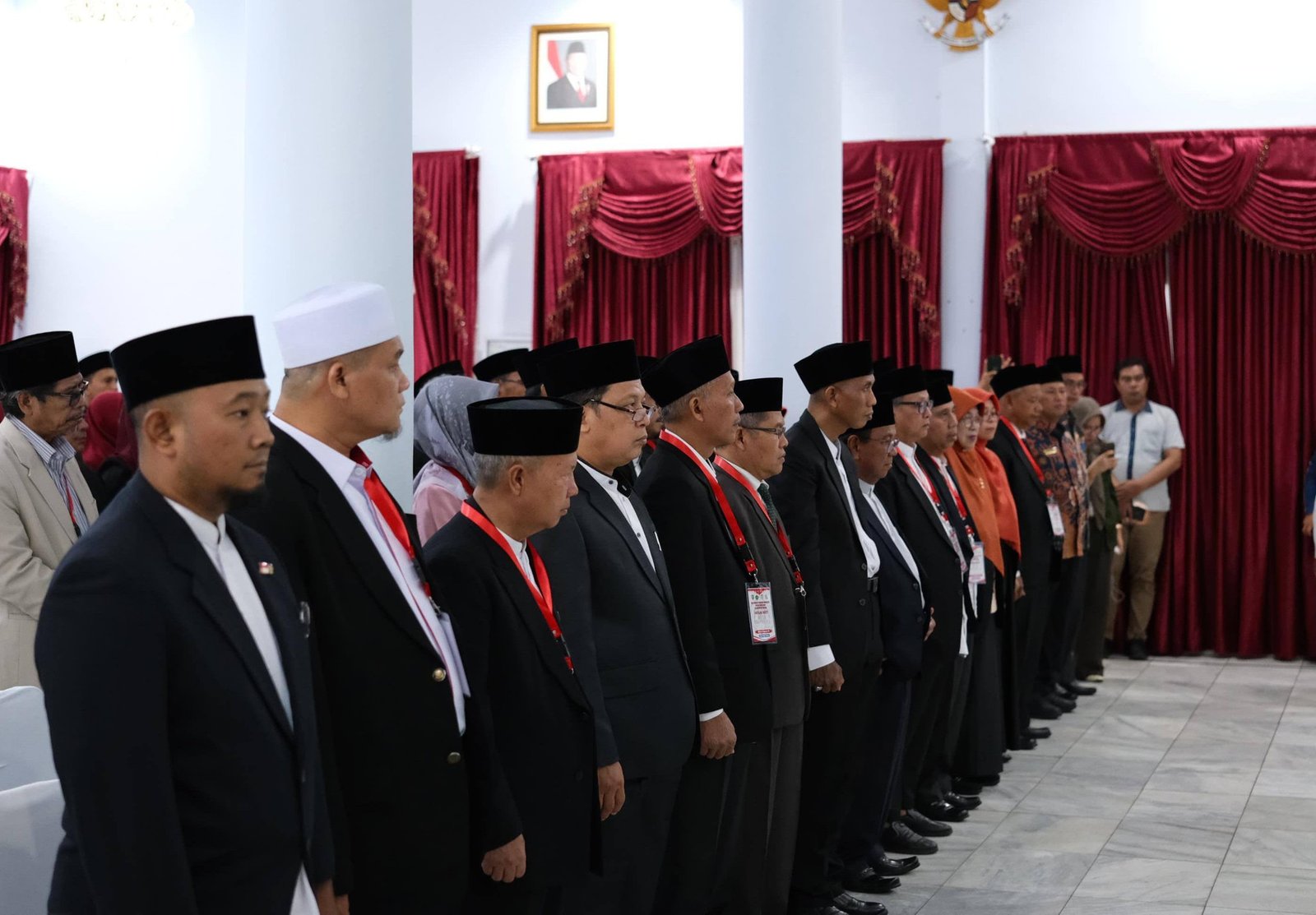 Herwan Antoni Lantik Dewan Hakim MTQ Bengkulu, Tekankan Penilaian Profesional dan Objektif Herwan Antoni Lantik Dewan Hakim MTQ Bengkulu, Tekankan Penilaian Profesional dan Objektif
