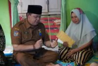 Kepala Dinas Pendidikan dan Kebudayaan Provinsi Bengkulu, Zulhendri, menyampaikan duka cita langsung kepada keluarga korban.