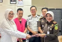 Kejari Bengkulu Eksekusi Pidana Kerja Sosial Pelaku KDRT di RSUD Harapan dan Doa Kejari Bengkulu Eksekusi Pidana Kerja Sosial Pelaku KDRT di RSUD Harapan dan Doa