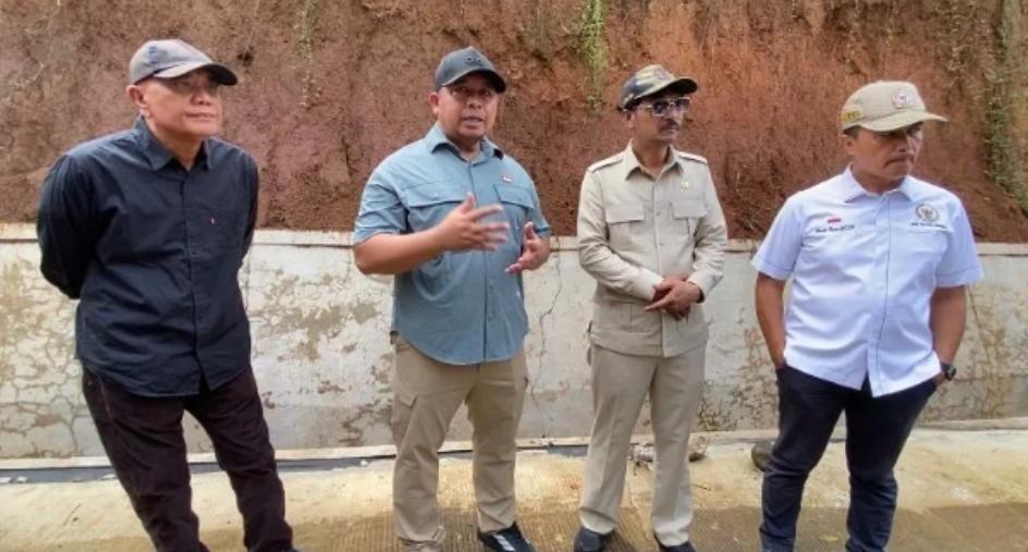 Komisi II DPRD Bengkulu Sidak Proyek Jalan Rp51 Miliar, Serap Keluhan Warga