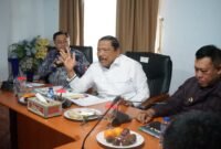 Belasan Perusahaan Sawit di Mukomuko Sepakat Ikuti Harga TBS Rp3.465 per Kilogram Belasan Perusahaan Sawit di Mukomuko Sepakat Ikuti Harga TBS Rp3.465 per Kilogram