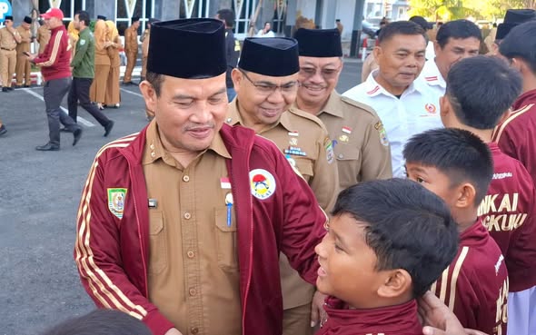 Sekda Bengkulu Lepas Tim INKAI ke Kejurnas, Targetkan Prestasi Nasional
