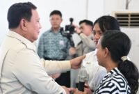Prabowo Dengar Langsung Kisah Siswa Sekolah Rakyat, Harapan Baru Anak Keluarga Prasejahtera Prabowo Dengar Langsung Kisah Siswa Sekolah Rakyat, Harapan Baru Anak Keluarga Prasejahtera
