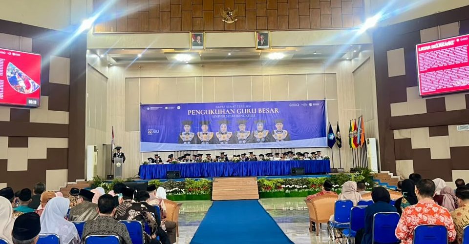 UNIB Kukuhkan Enam Guru Besar, Jumlah Profesor Bertambah Jadi 92 Orang