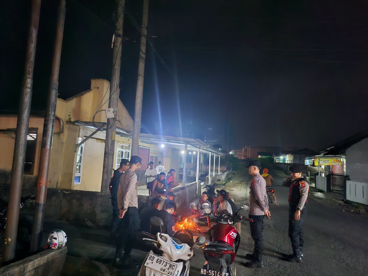 Tim Macan Samapta Polres Rejang Lebong Patroli Malam, Antisipasi Geng Motor dan Kriminalitas