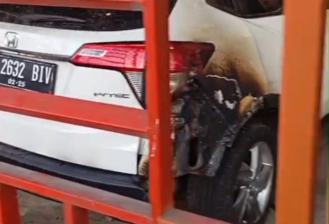 Polisi Selidiki Dugaan Pembakaran Mobil Ketua DPRD Seluma, Dua Pelaku Diburu