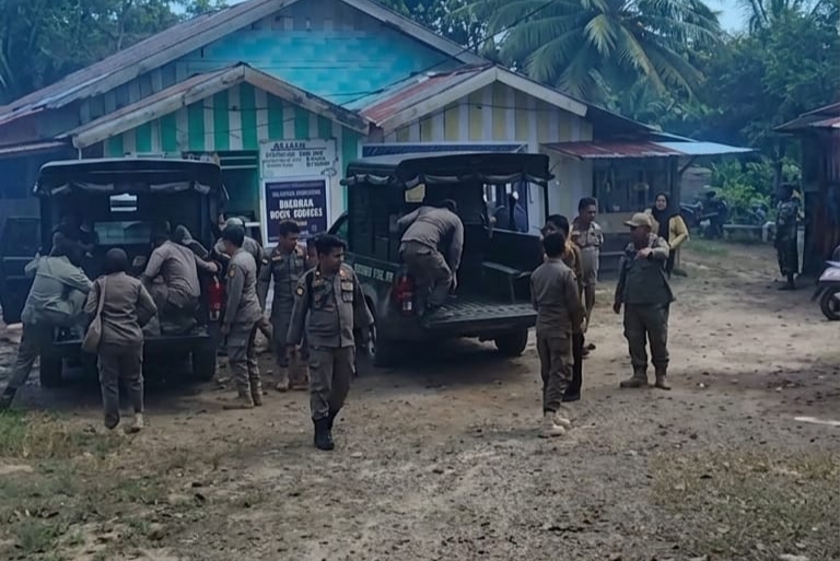 Sidak Cafe Civas Temukan Ratusan Botol Miras, Warga Minta Pengawasan Diperketat