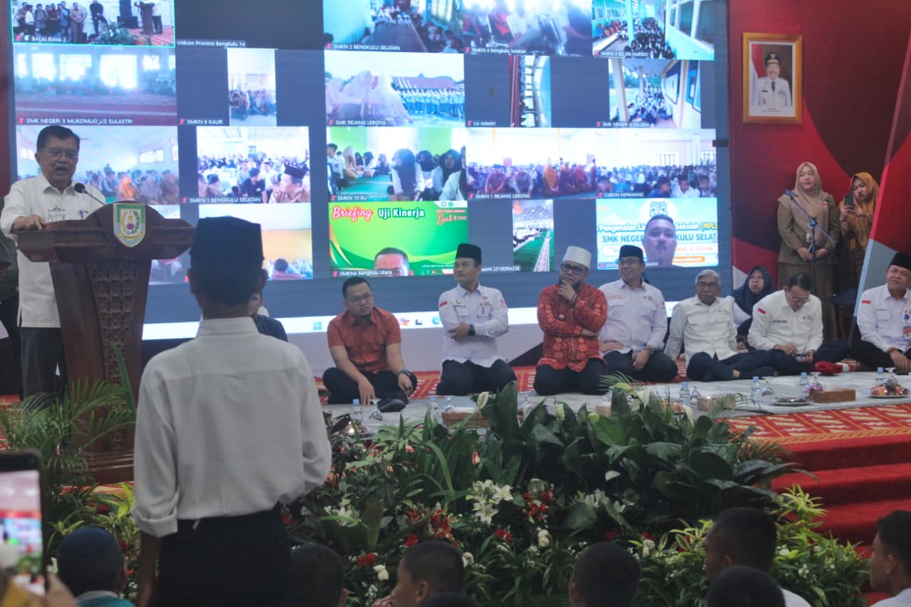 Jusuf Kalla Bekali Ribuan Siswa SMK Bengkulu, Tekankan Pentingnya Cita-cita