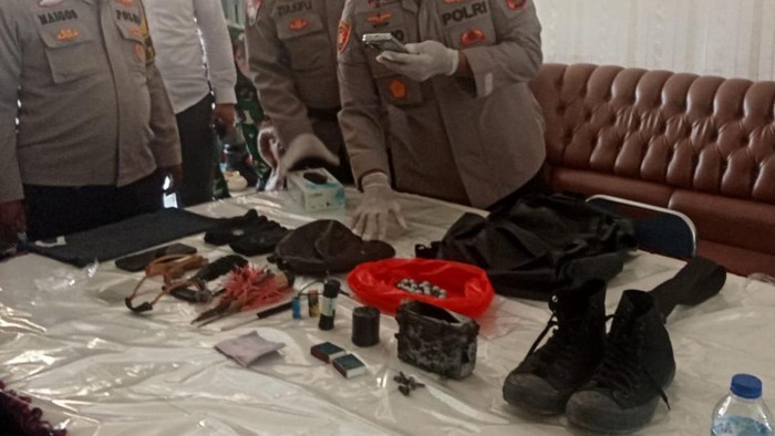 Densus 88 Dalami Ledakan Bom Rakitan di MAN 3 Padang, Pelaku Diduga Belajar dari Internet