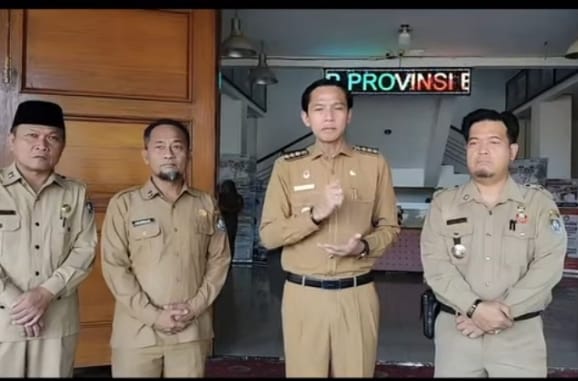Bupati Gusril Instruksikan Kibarkan Merah Putih Sebulan Penuh Sambut HUT Ke-81 RI